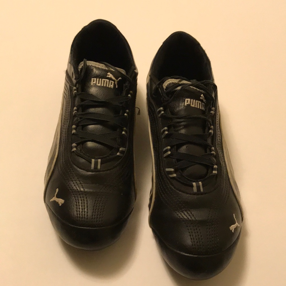 Puma shoes size 10